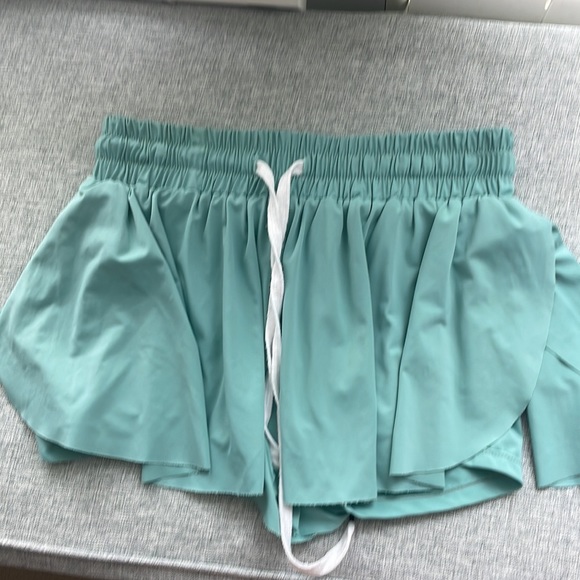 Keiki Kona flowy shorts - Picture 2 of 5